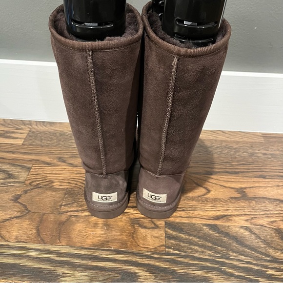 UGG Classic Tall II Boot in Burnt Cedar - Picture 4 of 6
